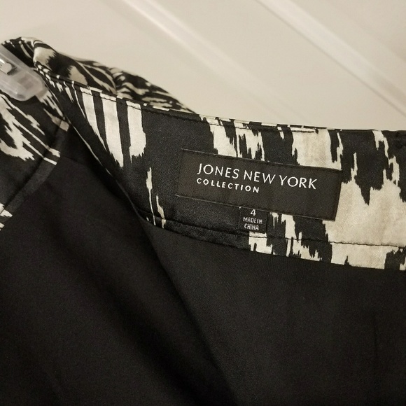 Jones New York Abstract Pattern Pencil Skirt - Picture 6 of 6